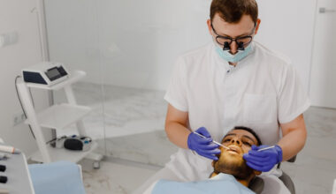 when every second counts a practical guide to urgent dental care