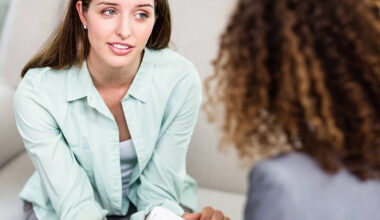 How CBT Helps Replace Negative Thought Patterns With Healthier Thinking