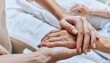 How Hospice Software Simplifies Clinical Documentation and Care Planning
