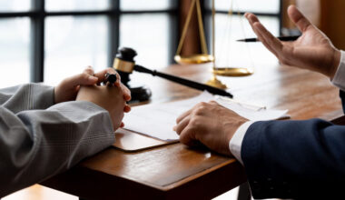 Local vs International Corporate Business Lawyers