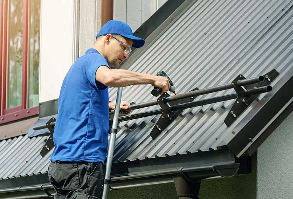What Type of Maintenance Is Required for a Metal Roof