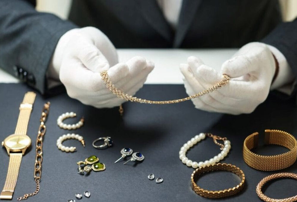 Why Arizona Has Become One of the Hottest Markets for Jewelry Resale