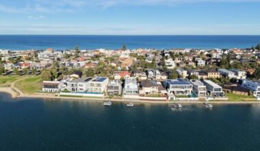 Why Waterfront Living Continues to Attract Home Buyers