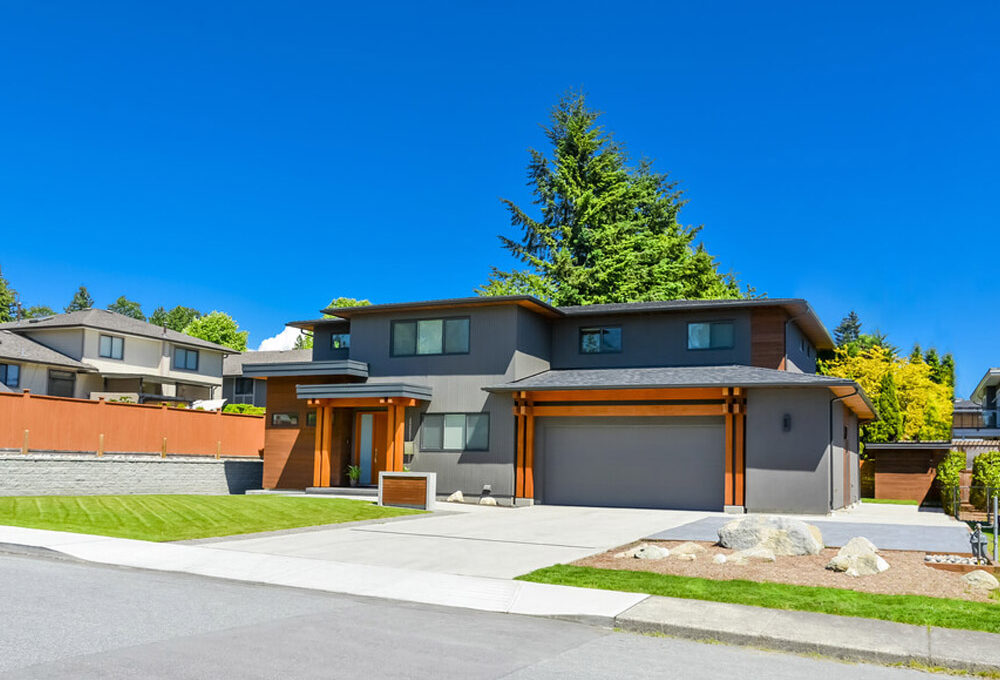 How Minnesota Weather Impacts the Exterior of Your Home