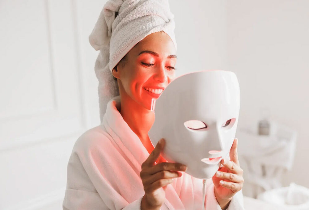 How Red Light Therapy Stimulates Collagen and Tissue Healing