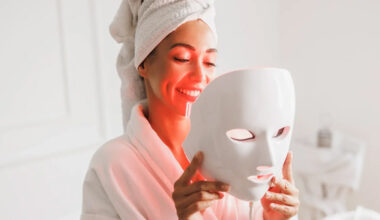How Red Light Therapy Stimulates Collagen and Tissue Healing