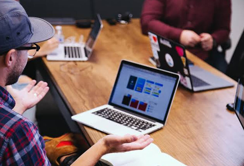 Outsourcing IT without outsourcing accountability