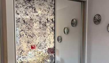 Aged Mirror Hides What Clear Mirror Shows