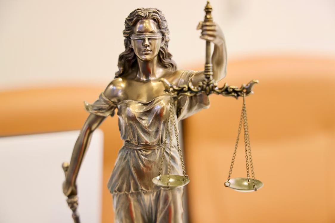 When Does a Medical Mistake Become a Legal Matter 2