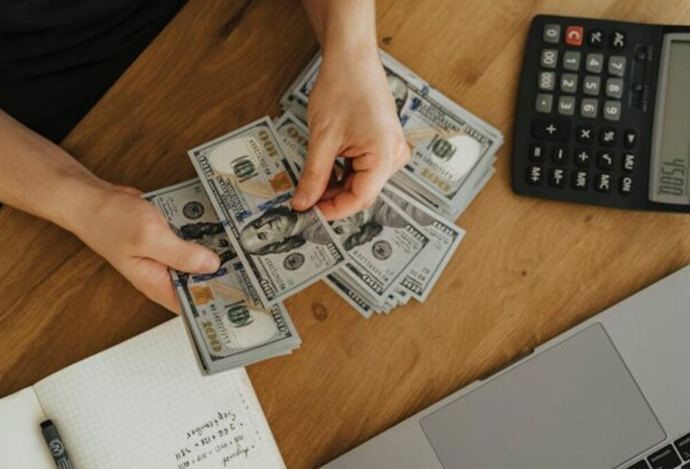 How to Build a Financial Plan When Your Income Changes Each Month