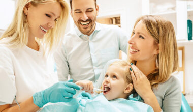 How to Choose a Long Term Family Dental Practice That Fits Your Life