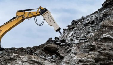 Matching a Hydraulic Breaker to a Carrier Is About Flow Not Tonnage