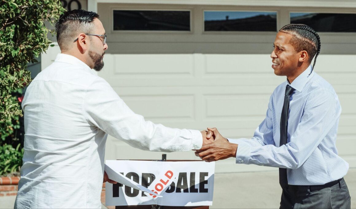 Navigating the Commercial Market A Practical Guide to Buying and Selling Businesses